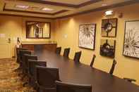 Functional Hall Holiday Inn Express & Suites PADUCAH WEST, an IHG Hotel