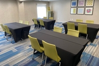 Functional Hall Holiday Inn Express ATLANTA-STONE MOUNTAIN, an IHG Hotel