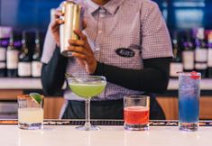 Bar, Cafe and Lounge 2 Holiday Inn PHILADELPHIA-CHERRY HILL, an IHG Hotel