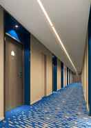 Hallway Holiday Inn Express Shanghai Baoshan Baoyang, an IHG Hotel