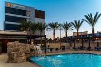 Kolam Renang Candlewood Suites LAS VEGAS - E TROPICANA