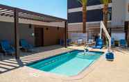 Swimming Pool 2 Holiday Inn Express & Suites LAS VEGAS - E TROPICANA, an IHG Hotel