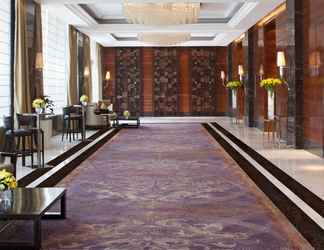 Lobby 2 Holiday Inn NEW DELHI MAYUR VIHAR NOIDA, an IHG Hotel