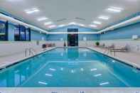 Swimming Pool Holiday Inn Express & Suites BLACKSBURG - UNIVERSITY AREA, an IHG Hotel