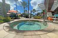 Kolam Renang Holiday Inn ORLANDO-DISNEY SPRINGS® AREA, an IHG Hotel