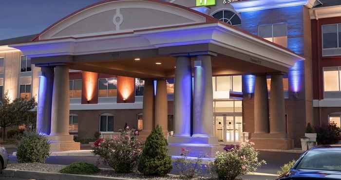 Exterior Holiday Inn Express & Suites BINGHAMTON UNIVERSITY-VESTAL, an IHG Hotel