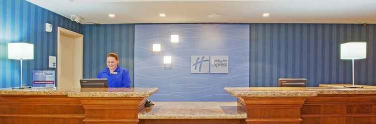 Sảnh chờ Holiday Inn Express & Suites SANTA CRUZ, an IHG Hotel