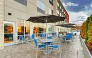 Restoran 6 Holiday Inn Express & Suites MIDDLETOWN - GOSHEN, an IHG Hotel