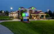 Exterior 6 Holiday Inn Express & Suites LEWISBURG, an IHG Hotel