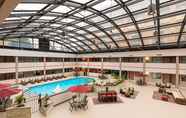 Swimming Pool 3 Independent (SPHC) BROOKFIELD-MILWAUKEE HOTEL, an IHG Hotel
