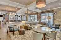 Lobby Staybridge Suites SAVANNAH HISTORIC DISTRICT, an IHG Hotel