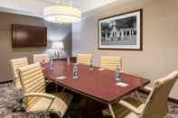 Functional Hall Staybridge Suites SAVANNAH HISTORIC DISTRICT, an IHG Hotel