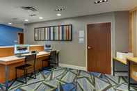 Ruangan Fungsional Holiday Inn Express & Suites TROY, an IHG Hotel