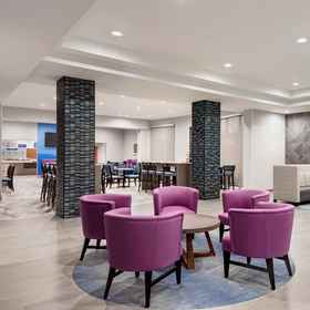 Welcome 1 Holiday Inn Express Dumfries, an IHG Hotel, Khách sạn Prince William County