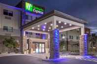 Exterior Holiday Inn Express NAPLES SOUTH - I-75, an IHG Hotel