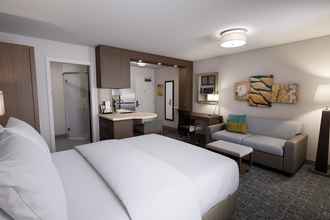 Bedroom 4 Staybridge Suites SOUTHGATE – DETROIT AREA, an IHG Hotel