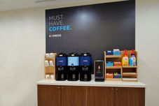 Restaurant Holiday Inn Express BROOKLYN - KINGS HWY by IHG, an IHG Hotel