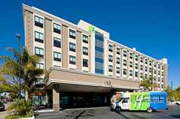 Holiday Inn Express LOS ANGELES - LAX AIRPORT, an IHG Hotel, SGD 281.17
