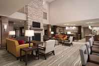 Lobby Staybridge Suites SOUTHGATE – DETROIT AREA, an IHG Hotel