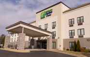 Bangunan 4 Holiday Inn Express & Suites MADISON, an IHG Hotel