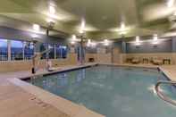 Kolam Renang Holiday Inn Express & Suites SAUGERTIES - HUDSON VALLEY, an IHG Hotel