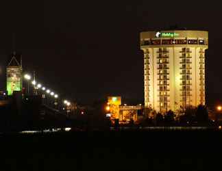 ภายนอกอาคาร 2 Holiday Inn CHARLESTON-RIVERVIEW, an IHG Hotel