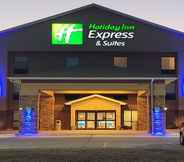 Exterior 5 Holiday Inn Express & Suites JUNCTION CITY, an IHG Hotel