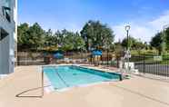 Swimming Pool 6 Staybridge Suites ATLANTA NE - DULUTH, an IHG Hotel