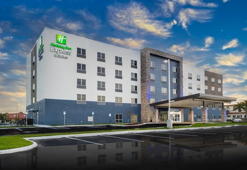 Bên ngoài Holiday Inn Express & Suites FORT MYERS AIRPORT, an IHG Hotel