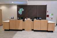 Sảnh chờ Holiday Inn KANSAS CITY - NORTHEAST, an IHG Hotel