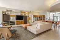 Ruang Umum Holiday Inn ATLANTA-GAS SOUTH ARENA AREA, an IHG Hotel