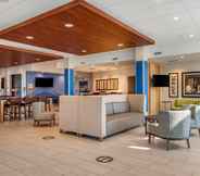 ล็อบบี้ 3 Holiday Inn Express & Suites CARLISLE SOUTHWEST – I-81, an IHG Hotel