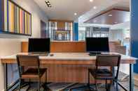 Functional Hall Holiday Inn Express & Suites CARLISLE SOUTHWEST – I-81, an IHG Hotel