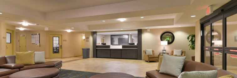 Lobby Candlewood Suites BELLE VERNON