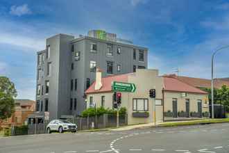 Bangunan 4 Holiday Inn & Suites PARRAMATTA MARSDEN STREET, an IHG Hotel