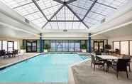 Kolam Renang 6 Crowne Plaza PROVIDENCE-WARWICK (AIRPORT), an IHG Hotel