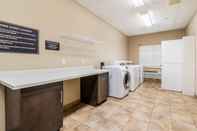 Accommodation Services Candlewood Suites PORTLAND-AIRPORT