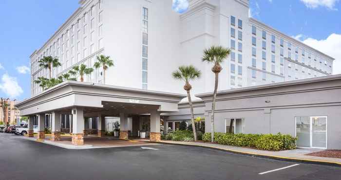 ภายนอกอาคาร Holiday Inn & Suites ACROSS FROM UNIVERSAL ORLANDO, an IHG Hotel