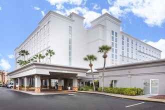 Exterior 4 Holiday Inn & Suites ACROSS FROM UNIVERSAL ORLANDO, an IHG Hotel