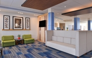 Lobby 7 Holiday Inn Express & Suites WILDWOOD – THE VILLAGES, an IHG Hotel