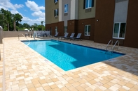 Swimming Pool Candlewood Suites OCALA I-75