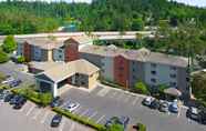 Nearby View and Attractions 5 Holiday Inn Express PORTLAND SE - CLACKAMAS AREA, an IHG Hotel