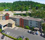 Nearby View and Attractions 5 Holiday Inn Express PORTLAND SE - CLACKAMAS AREA, an IHG Hotel