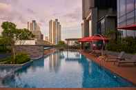 Swimming Pool Holiday Inn SINGAPORE LITTLE INDIA, an IHG Hotel