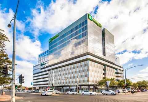 Luar Bangunan Holiday Inn WERRIBEE, an IHG Hotel