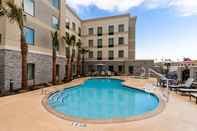 Swimming Pool Staybridge Suites TEMECULA - WINE COUNTRY, an IHG Hotel