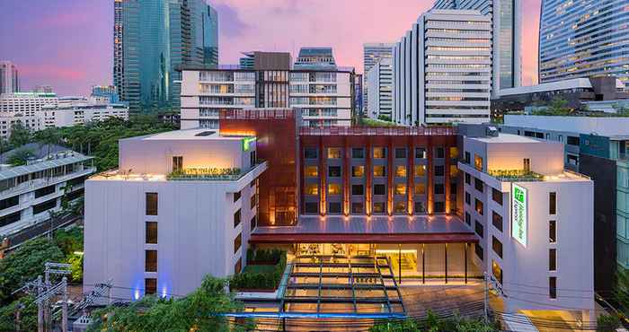 ภายนอกอาคาร Holiday Inn Express BANGKOK SATHORN, an IHG Hotel