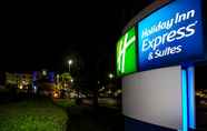 Bangunan 7 Holiday Inn Express & Suites COCOA BEACH, an IHG Hotel