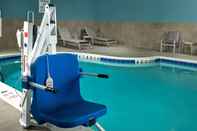 Swimming Pool Holiday Inn Express BUFFALO NE - LOCKPORT, an IHG Hotel