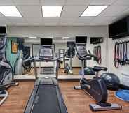 Fitness Center 7 Holiday Inn Express MARSHALL, an IHG Hotel